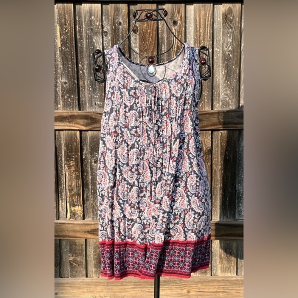 🟡 Motherhood Maternity Paisley Print Tie Neck Tank Top
